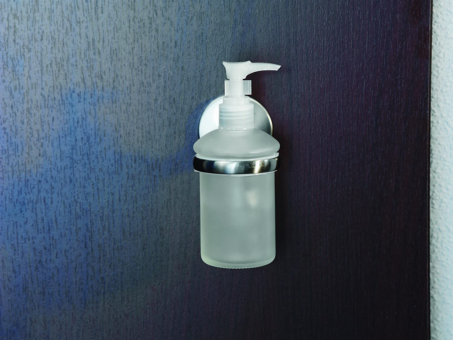 Seifenspender FUSION, Behälter für Flüssigseife, Seifenbevorrater mit vernickelter Wandhalterung (Farbe: Silber/Milchig), Menge: 1 Stück